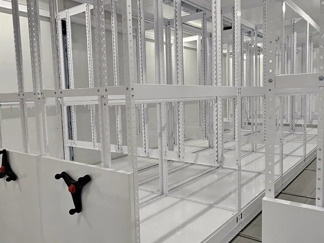 Aisle between mobile shelving units